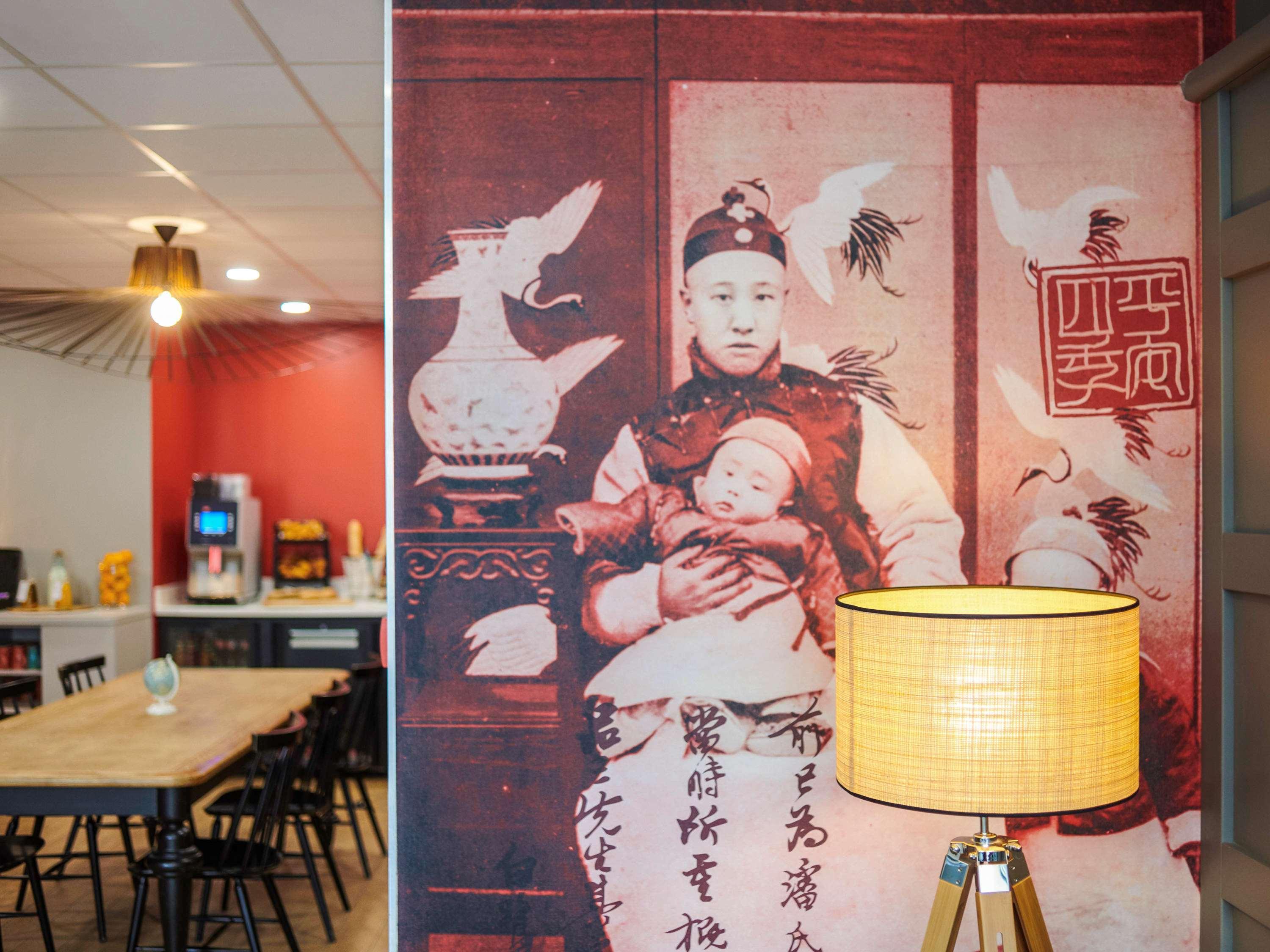 Ibis Styles Nantes Centre Place Graslin Екстериор снимка
